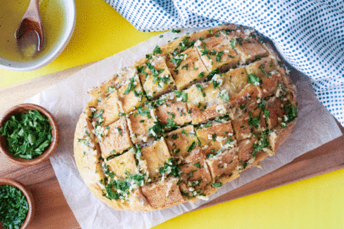 garlic & herb pull apart bread