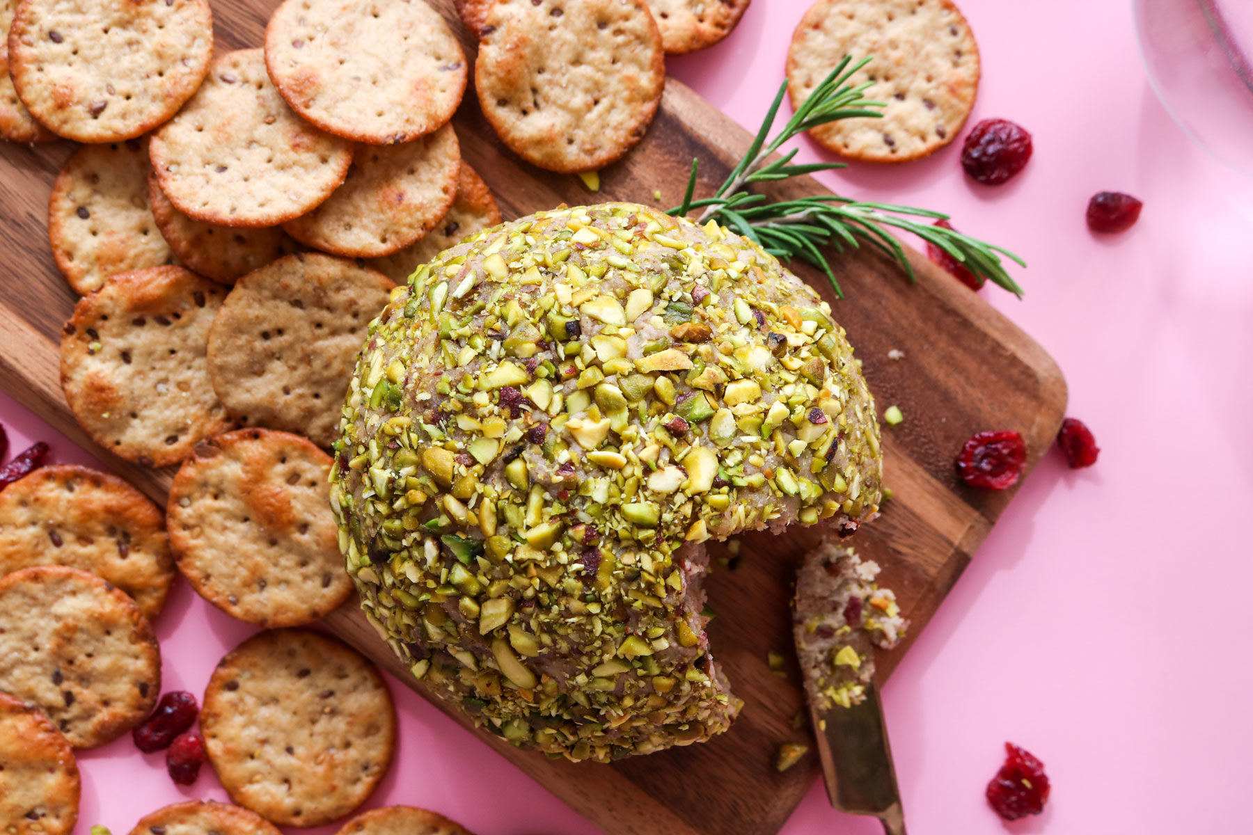 Cranberry Pistachio Vegan Cheese Ball Recipe ️🌱 Plant Perks