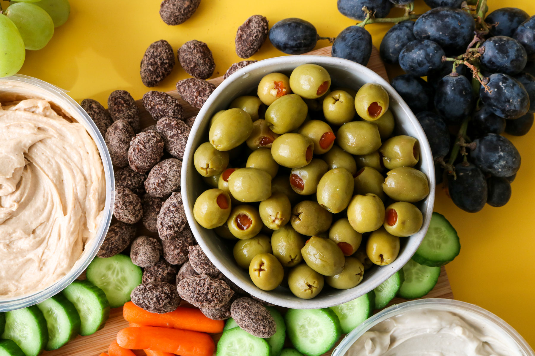Our Favorite Holiday Party Vegan Cheese Board Setup ️🌱 Plant Perks