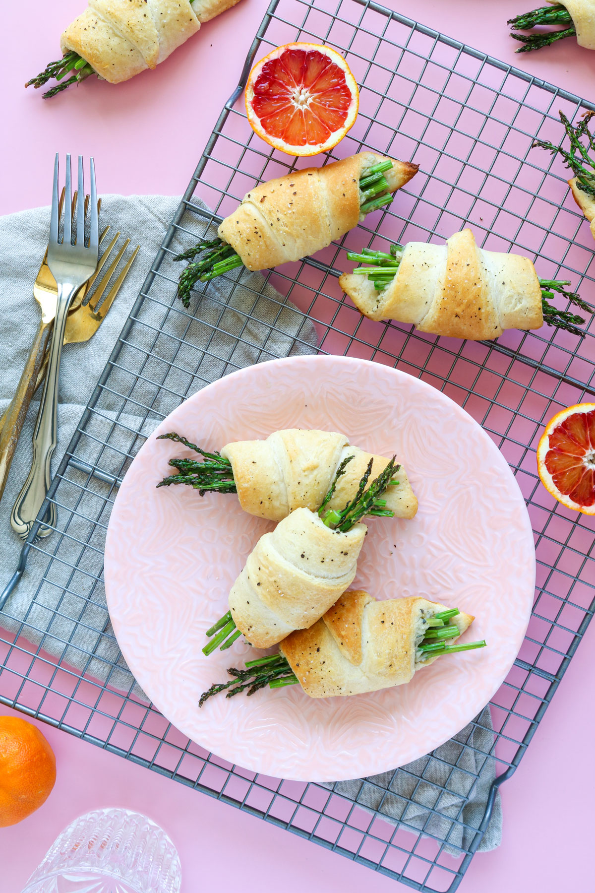 Garlic & Herb Asparagus Vegan Crescent Rolls Recipe ️🌱 Plant Perks